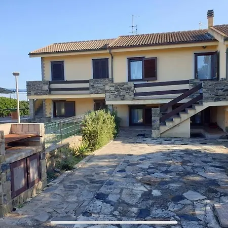La Pelosa House 2